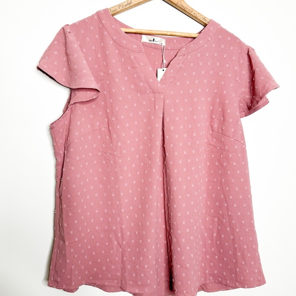 Plus Size Summer V Neck Ruffle Short Sleeve Swiss Dot Flowy Blouses | SIZE: 1X - Picture 6 of 8